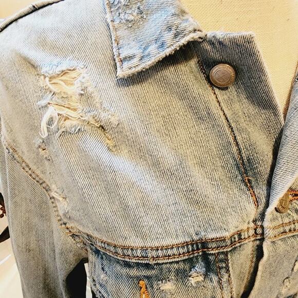 ZARA WOMEN DISTRESSED LIGHT WASH JEAN JACKET WITH SHOE LACE BACK SIZE SMALL - Picture 6 of 8